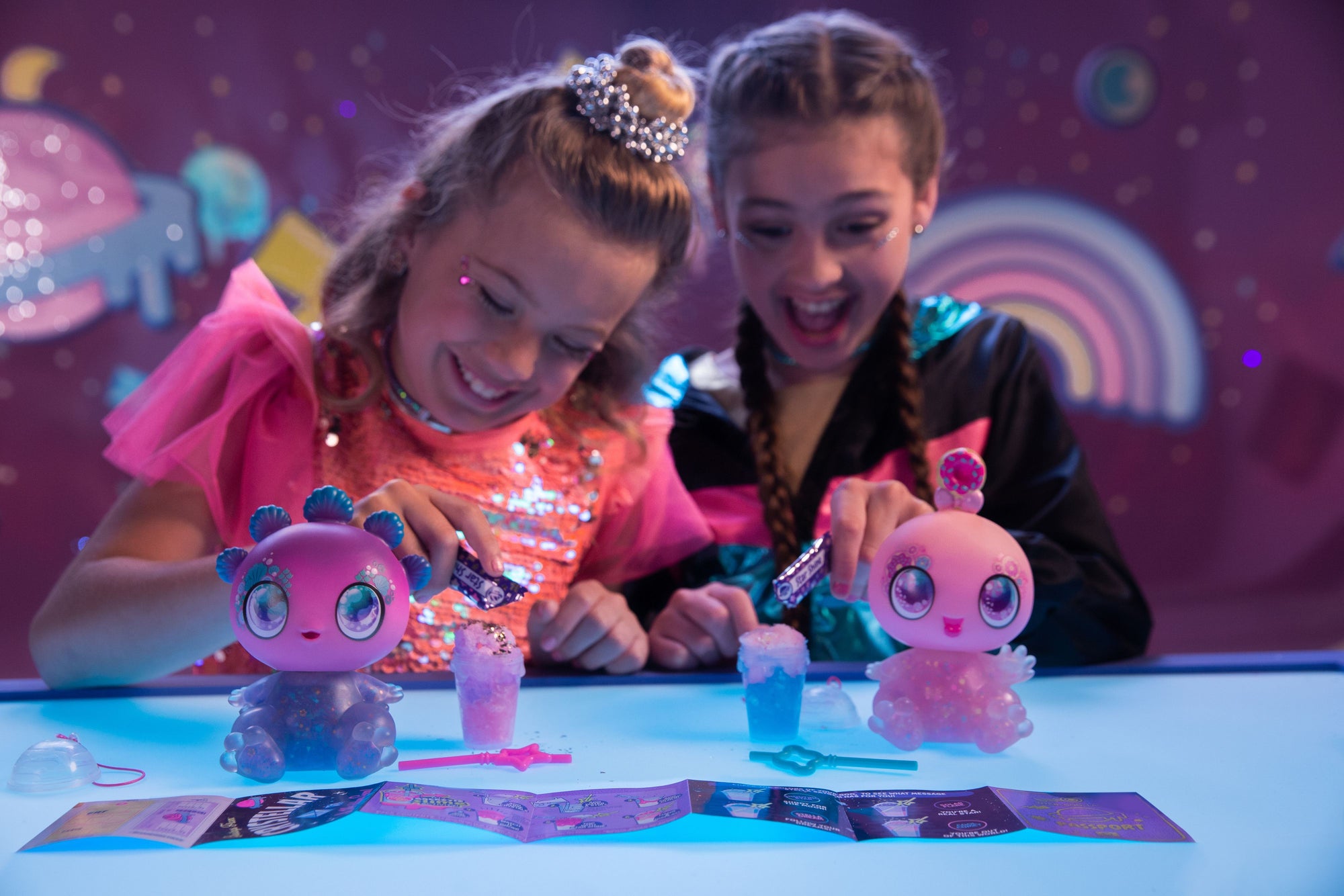  Stella Skygems, Small Doll with Squeezer Belly and DIY Slime Activity